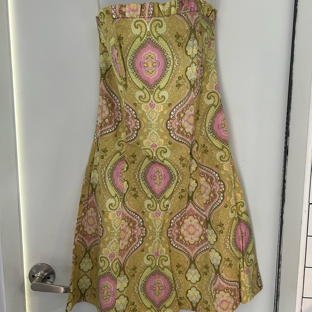 Vintage Sleeveless Mini Dress - Ruffle Top - Zipper Back